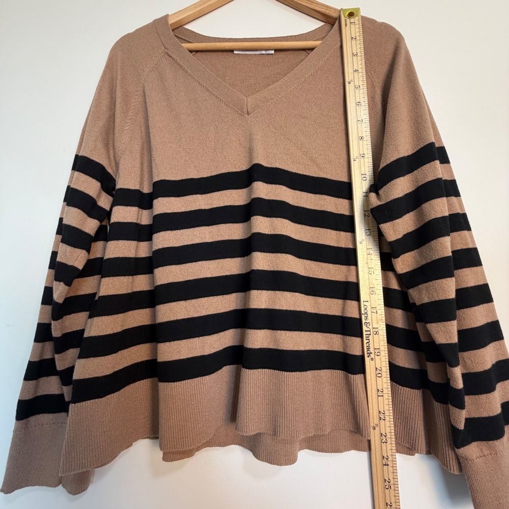 Ricki's V-Neck Striped Cashmere Blend Sweater Tan Black Women XXL Preppy - Picture 7 of 7